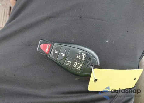 2012 Chrysler Town & Country Touring из США, поврежденный, VIN 2C4RC1BGXCR186767